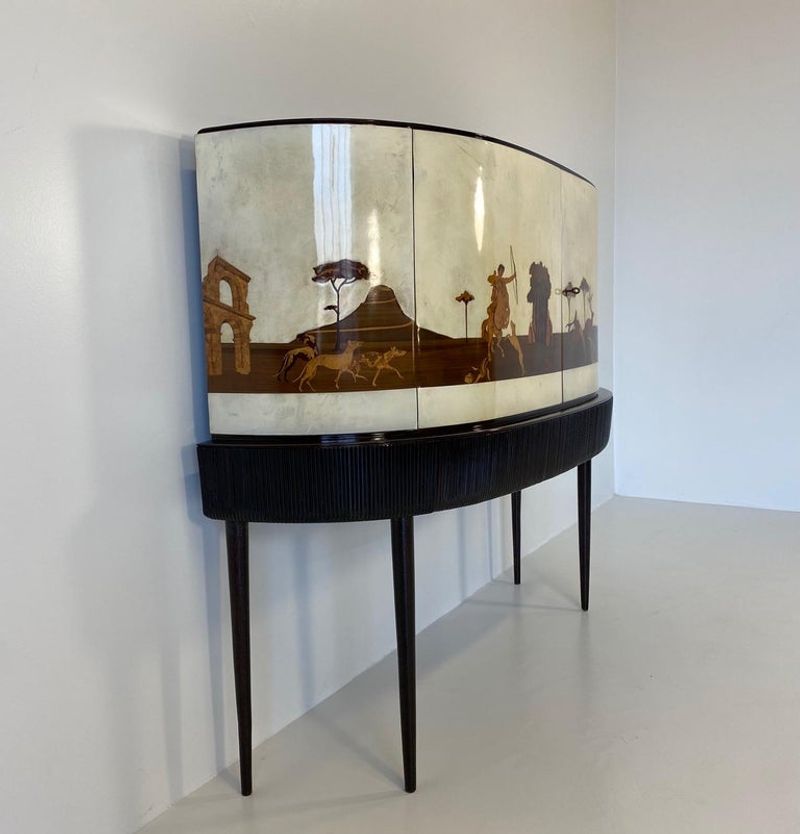 Art Deco Cocktail Cabinets: Liquid Gold