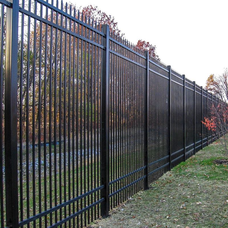 Estate-Style Aluminum Fencing