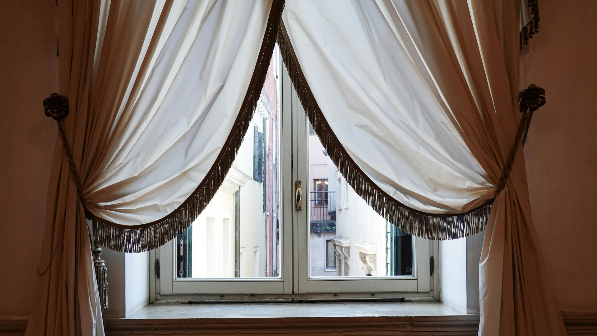 Drapes Vs. Curtains, Explained (And Which Is Best For Your Home)