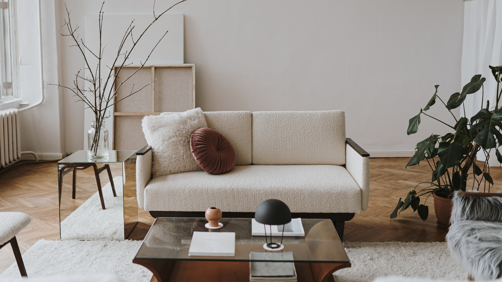 15 Pieces Of Furniture Designers Always Buy At Thrift Stores, Even For The Fanciest Clients