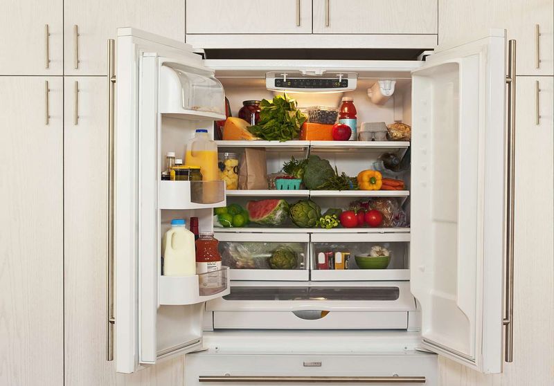 Ignore refrigerator cleanliness