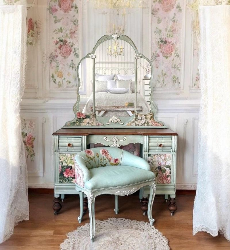 Arrange A Vintage Vanity Station