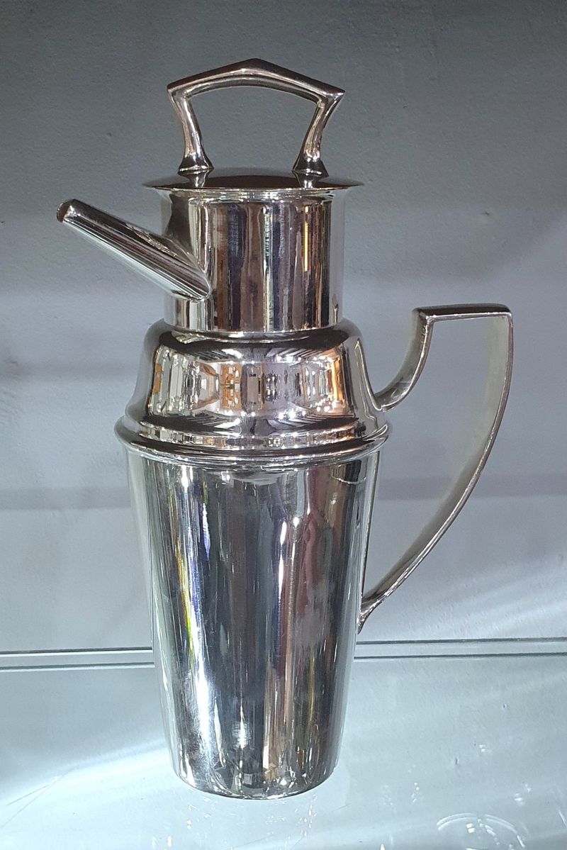 Art Deco Cocktail Shakers