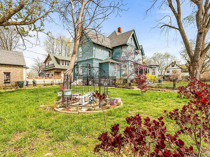 Historic Carriage House