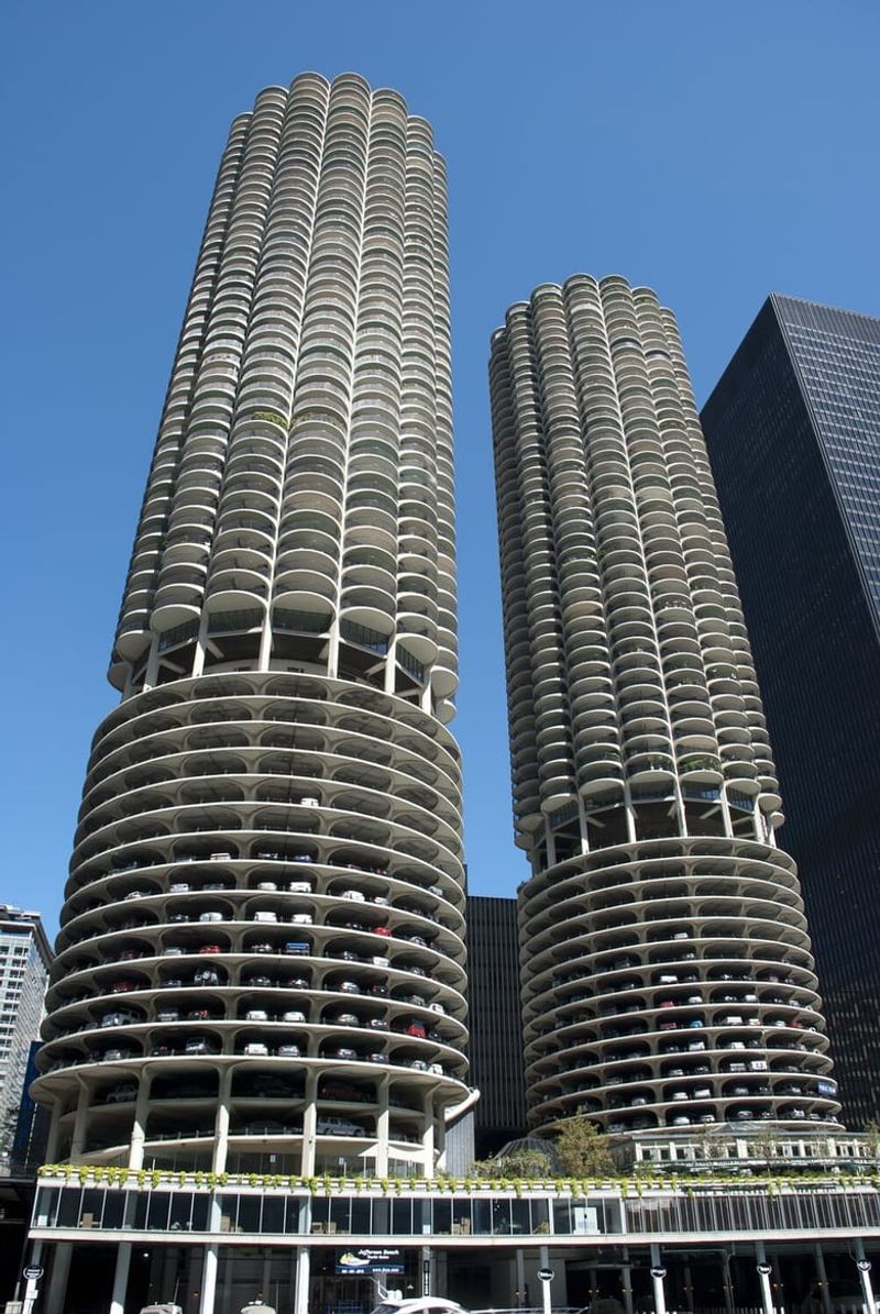 Marina City's Concrete Corncobs