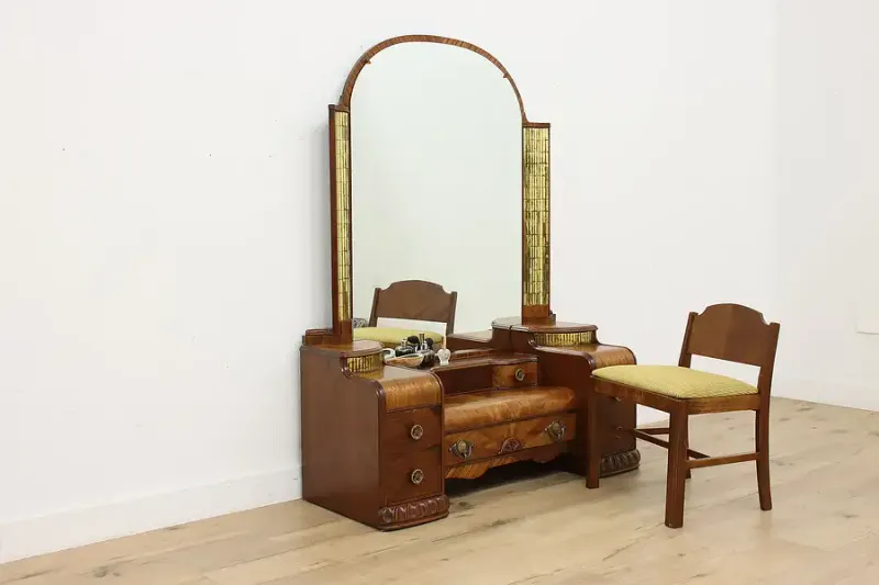 Art Deco Vanity Sets