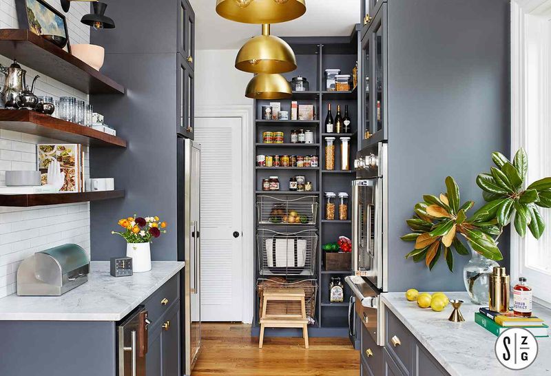 Butler's Pantries Serve Up Functionality
