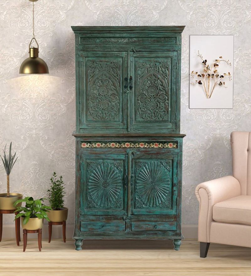 Scratched Wood Surfaces: Character-Rich Patina