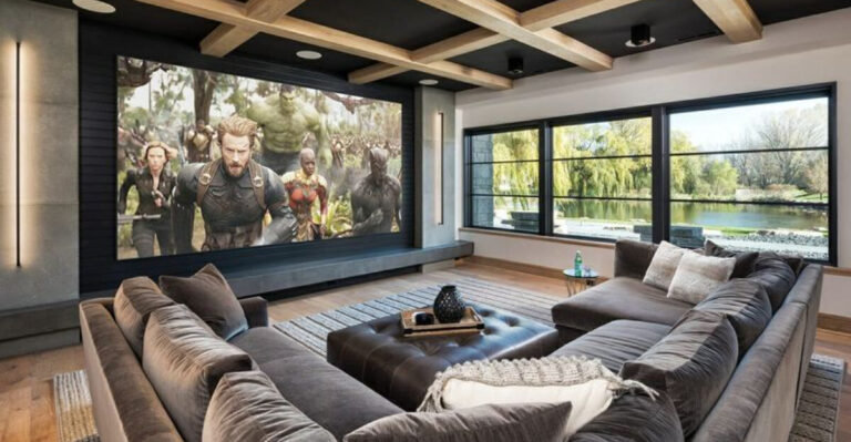 Wake Some Living Room Love With These 18 Family-Friendly Living Room Themes!