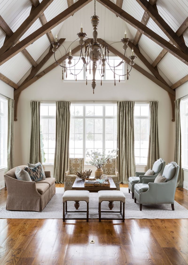 Statement Ceiling Treatment