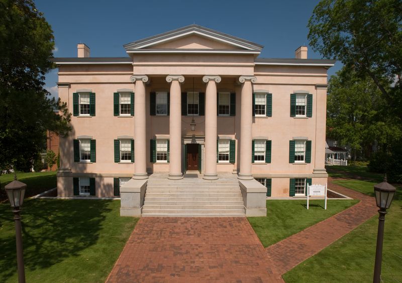 The Old Governor's Mansion