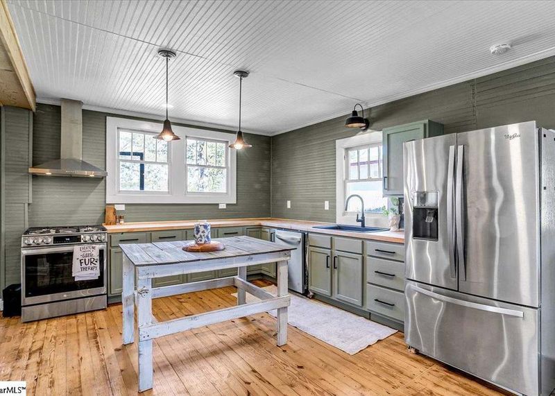 Functional Kitchen