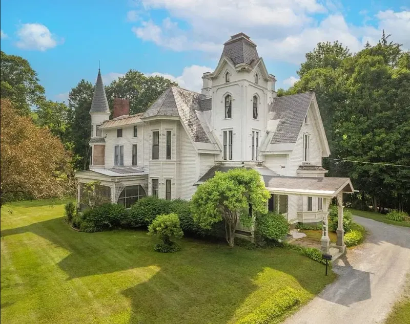 Silver Birch Chateau