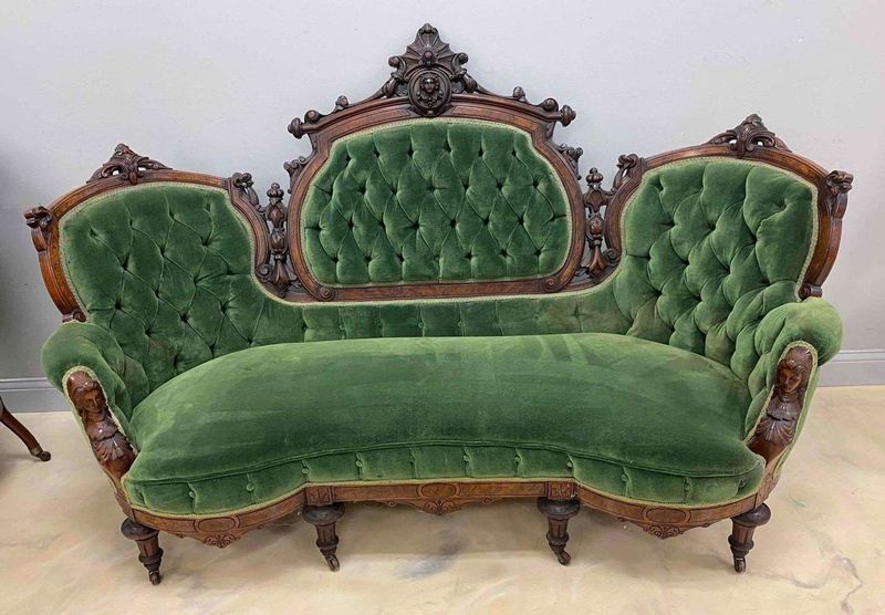 Worthless: Heavy Victorian Sofas