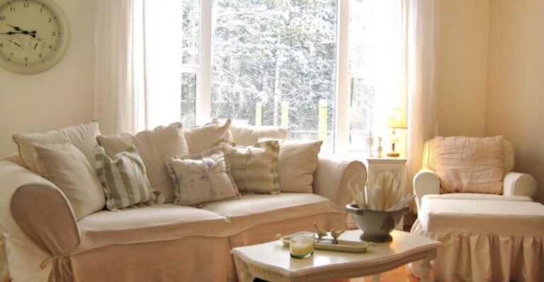 10 Antique And Vintage Trends Gaining Popularity In 2025 Plus 5 Old Trends We’re Gonna Adore