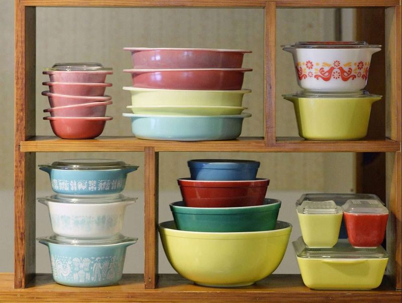 Retro Pyrex Mixing Bowls