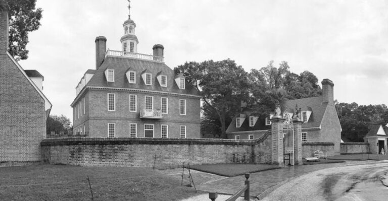 12 Majestic Ancestral Homes Forever Lost to Time (Plus 5 Even Better Looking Ones That Are Still Here)