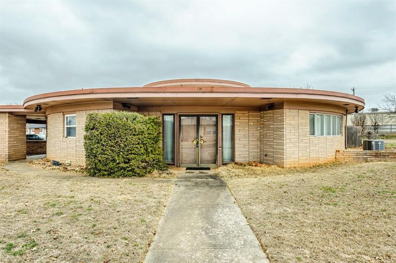 Spacious 2,642 sq ft Layout