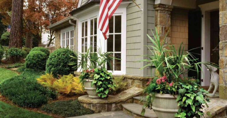 15 Things That Instantly Make Your Front Walkway Look Bad, According To Professionals