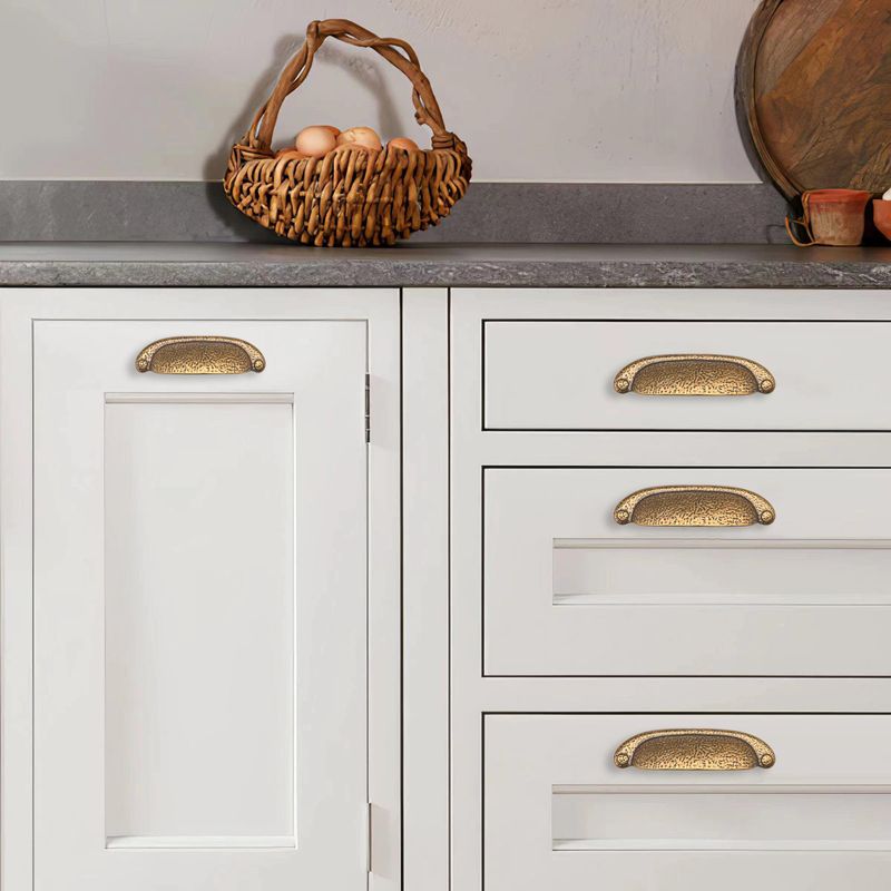 Cup Pull Handles