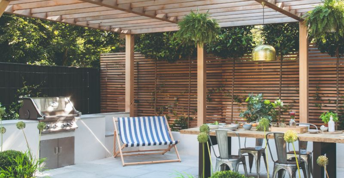 17 Beautiful Outdoor Kitchen Ideas to Make Your Backyard A Culinary Oasis