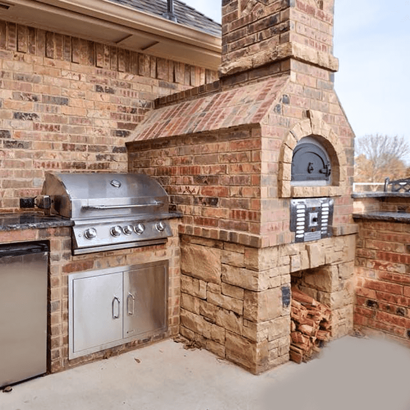 Built-In Wood-Fired Pizza Oven