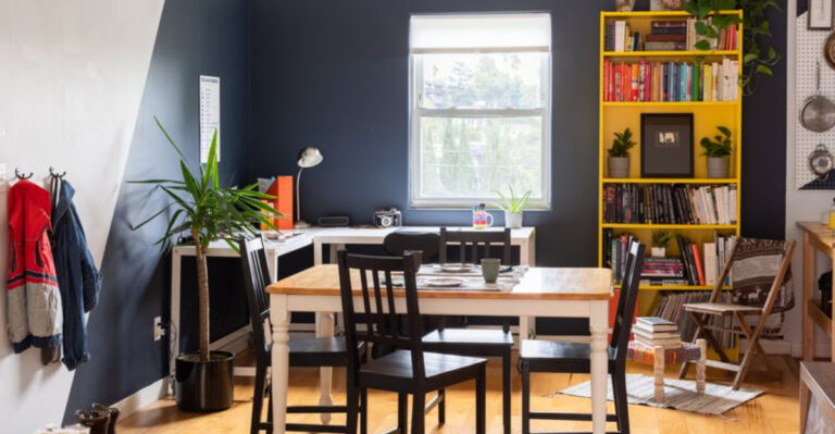 17 Home Design Flaws That Make Decluttering Impossible, According To Designers