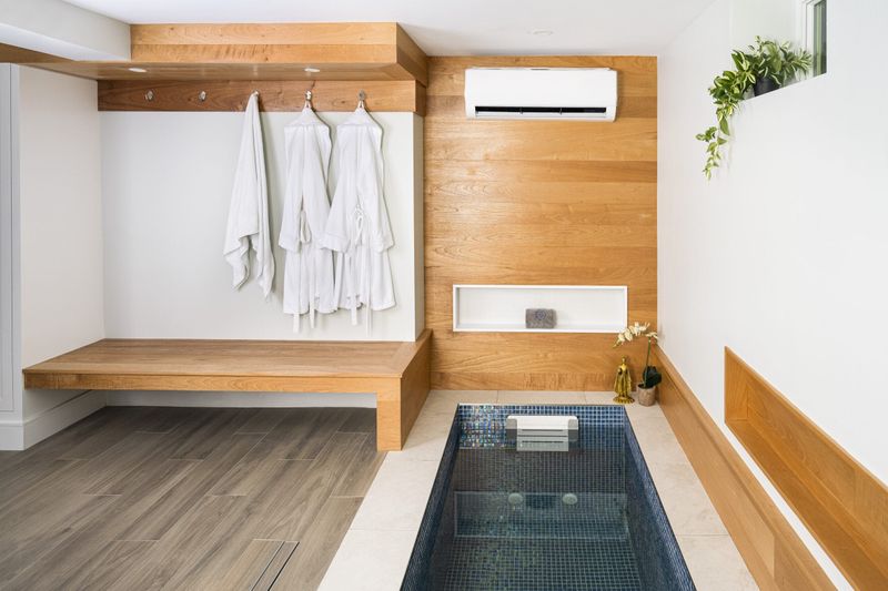 Indoor Cold Plunge Pools