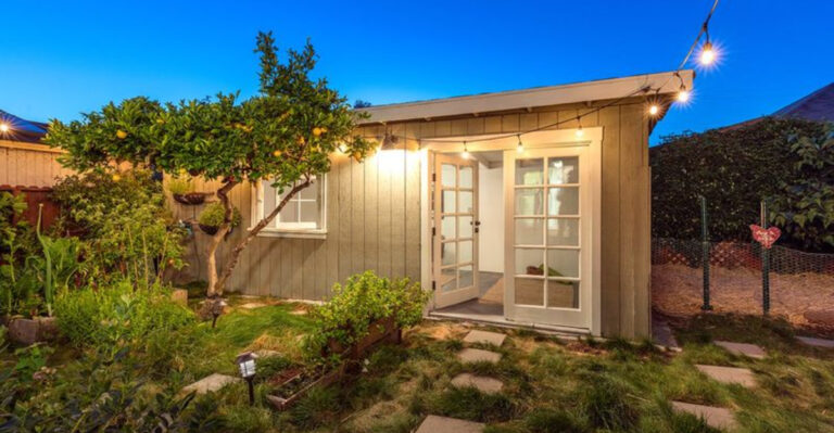 17 Perks Of Tiny Houses For Those Interested In Cozy Living