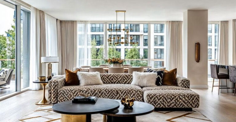 17 Simple Tips To Create Eclectic Interiors That Still Feel Luxurious, According To Interior Designers Who Perfected The Balance