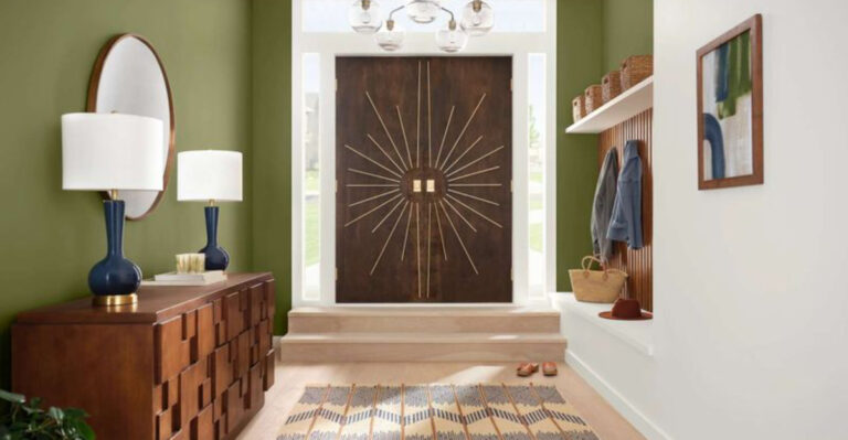 17 Ways To Bring Life To A Plain Hallway