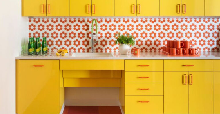 19 ’70s-Inspired Kitchen Details That Are Making A Major Comeback