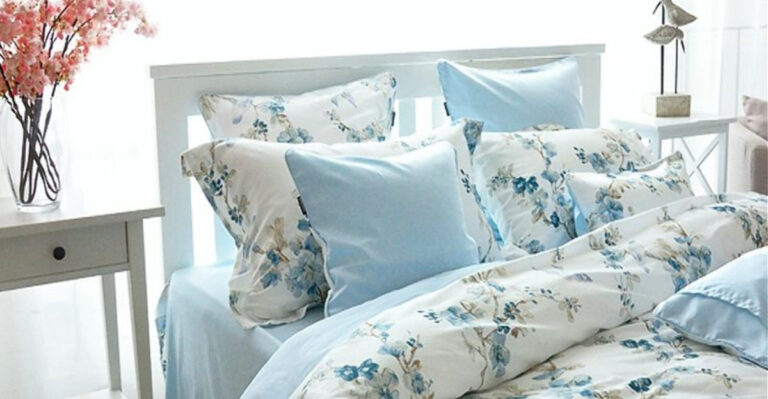 19 Serene Blue Bedroom Ideas That Bring Calm To Any Space And Are Taking Over Home Decor