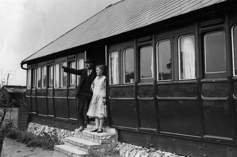 1931: Railway Carriage Cottage, Norfolk, UK