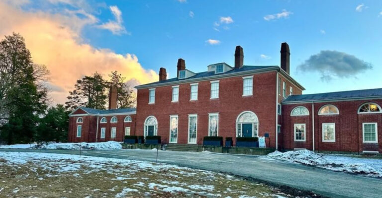 26 Historic Massachusetts Mansions Built By Some of the Richest Families In The State’s History