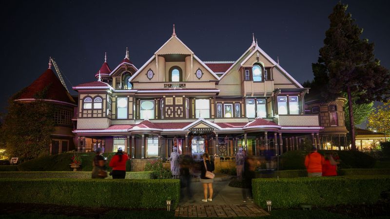 Winchester Mystery House