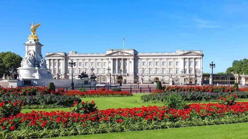 Buckingham Palace 