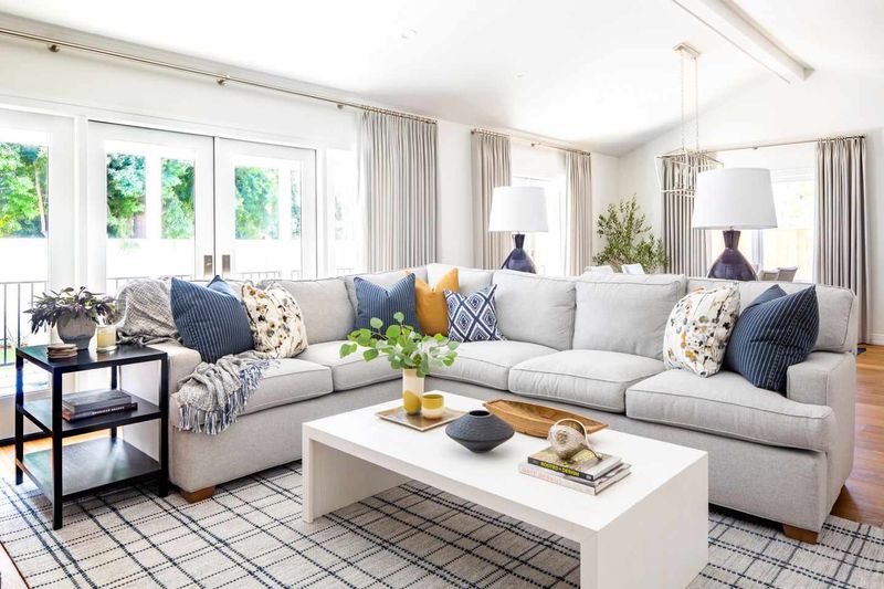 Bulky Sectional Sofas