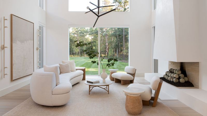 A Living Room That Feels Like a Breath of Fresh Air