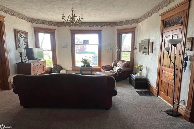 A Living Room Framed in Warmth and Light