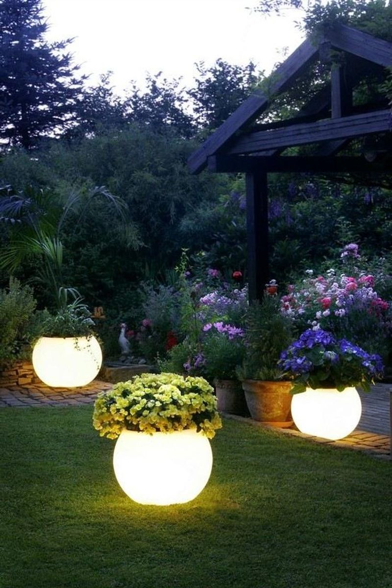 Install Atomic Age Outdoor Lighting