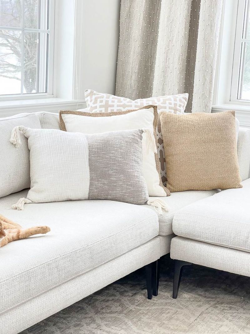 Play With Pillow Arrangements