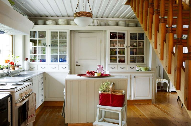 Farmhouse Overload
