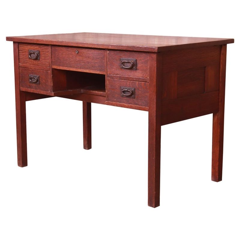 Early American Craftsman Furniture