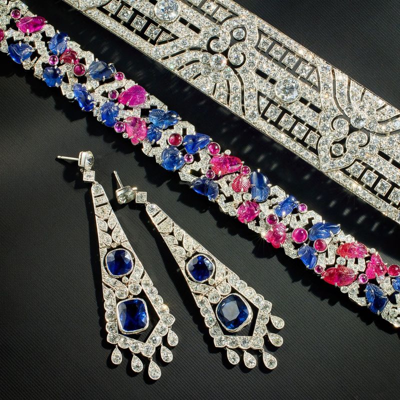 Art Deco Jewelry With Bold Geometric Designs