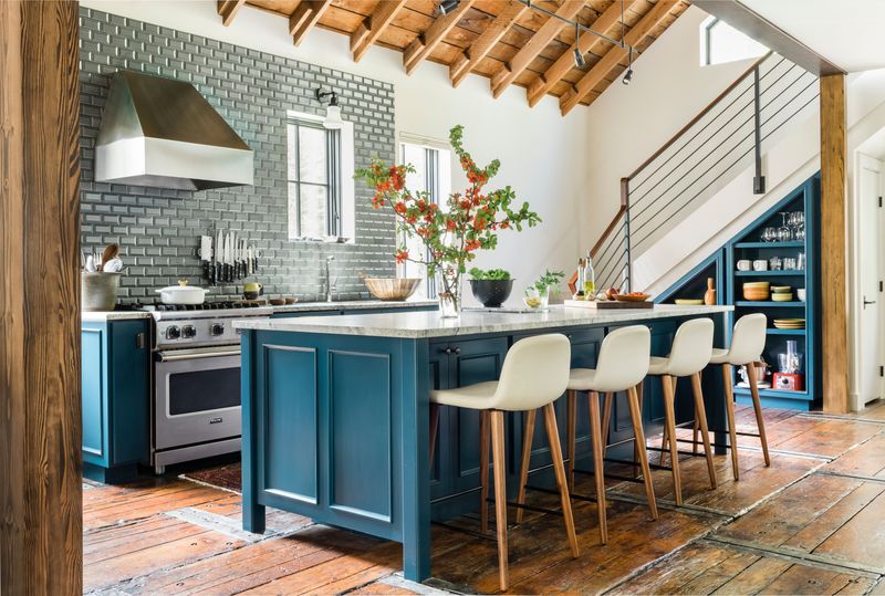 Flooring Materials Create Different Foundations