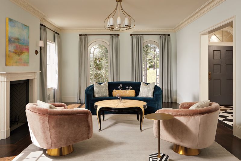 Curved Elegance
