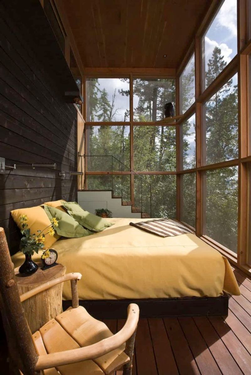 Why Air Conditioning Ruined The Sleeping Porch