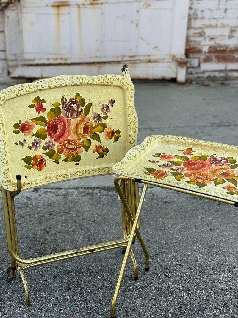 TV Dinner Trays And Folding Tables