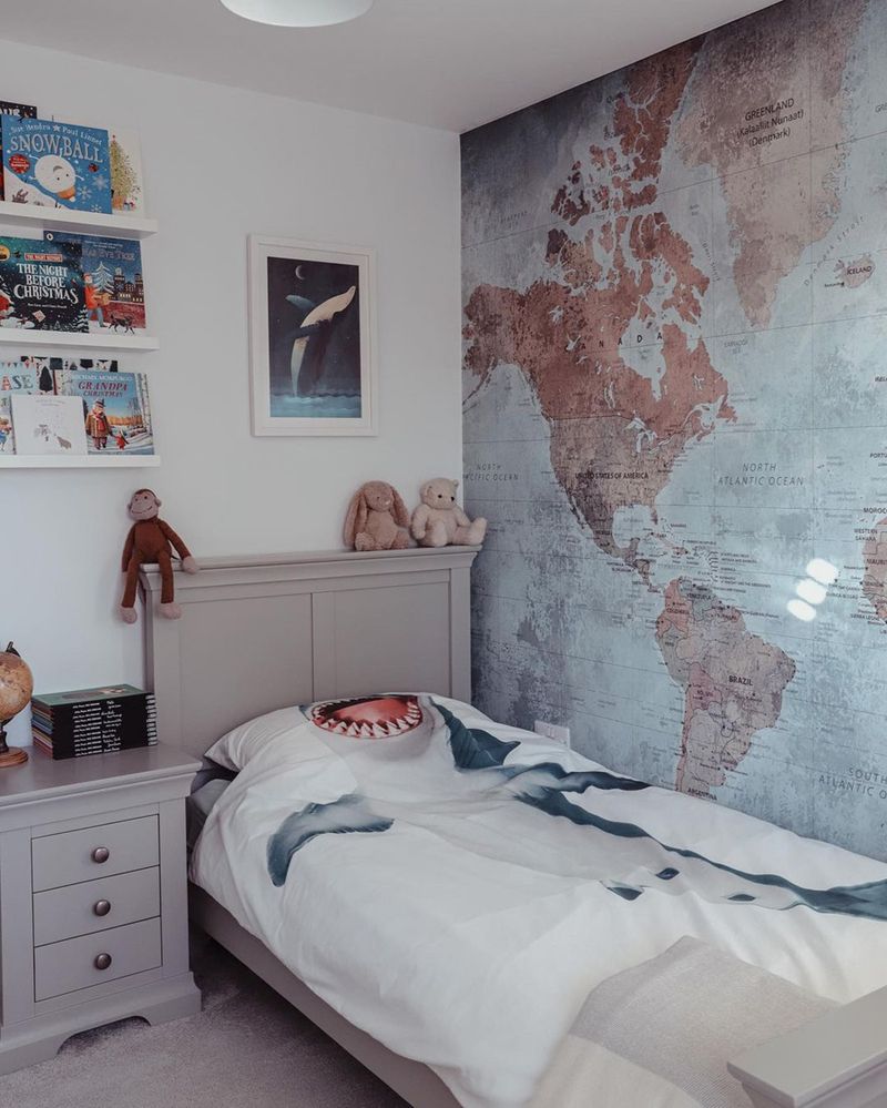Travel Adventure Map